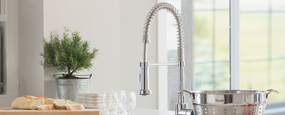 Choosing The Right Kitchen Sink and Faucet for Your Countertop